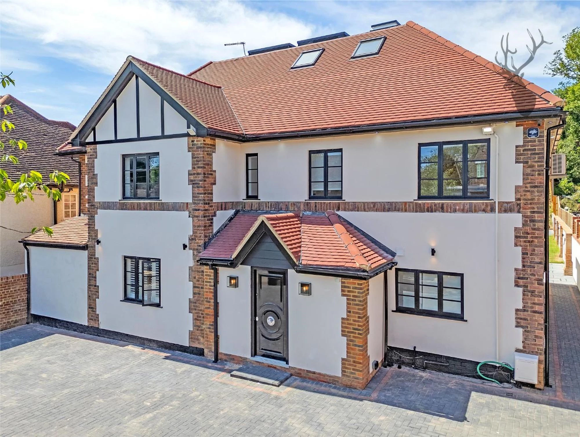 Similar Property: House Detached in Chingford