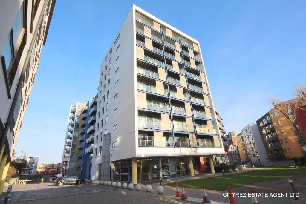 Property photo: Deals Gateway, Onese8 Development, Lewisham