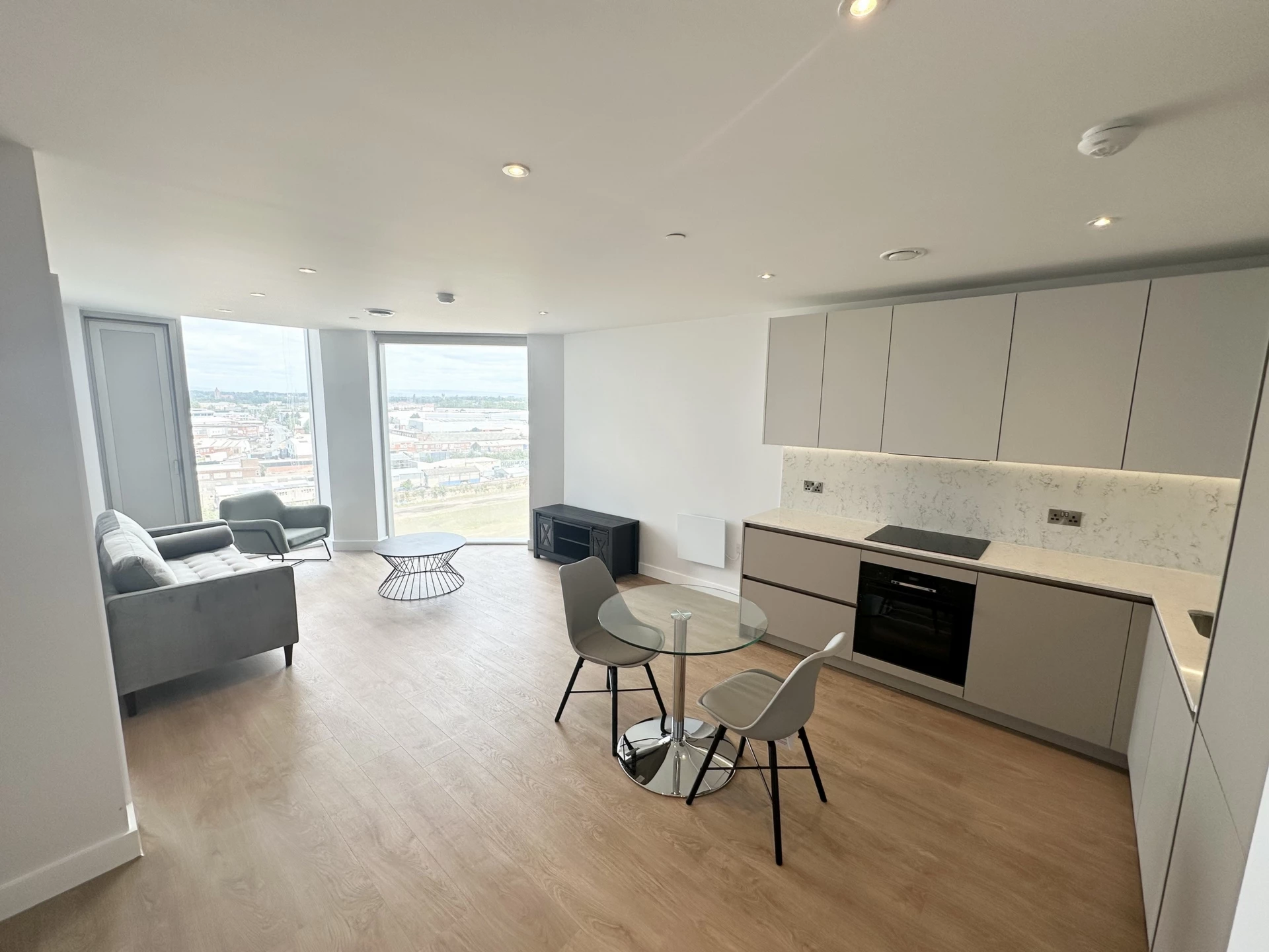 Property photo: Manchester, M4
