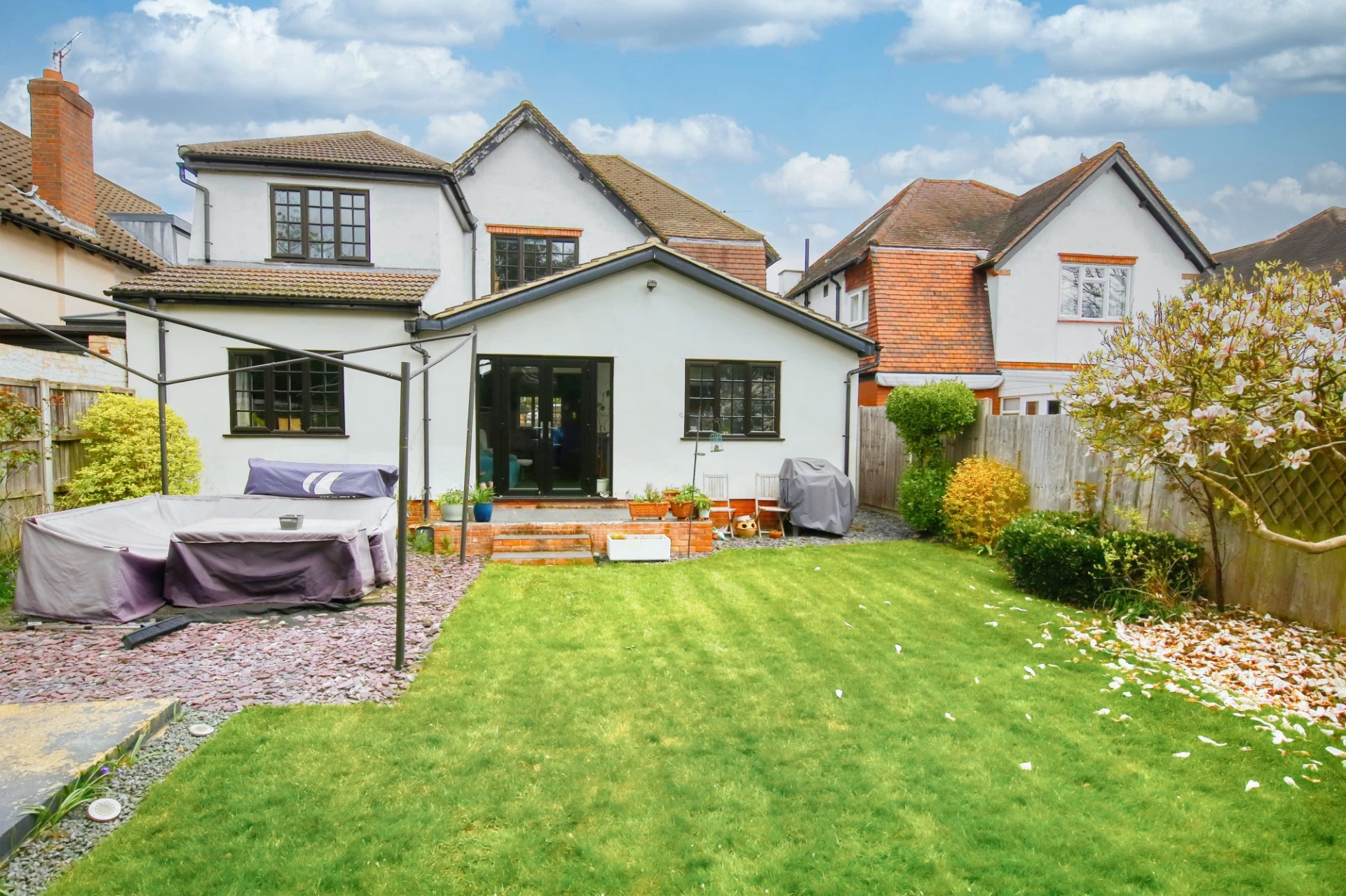 Property photo: Hampton Wick, Kingston Upon Thames, KT1