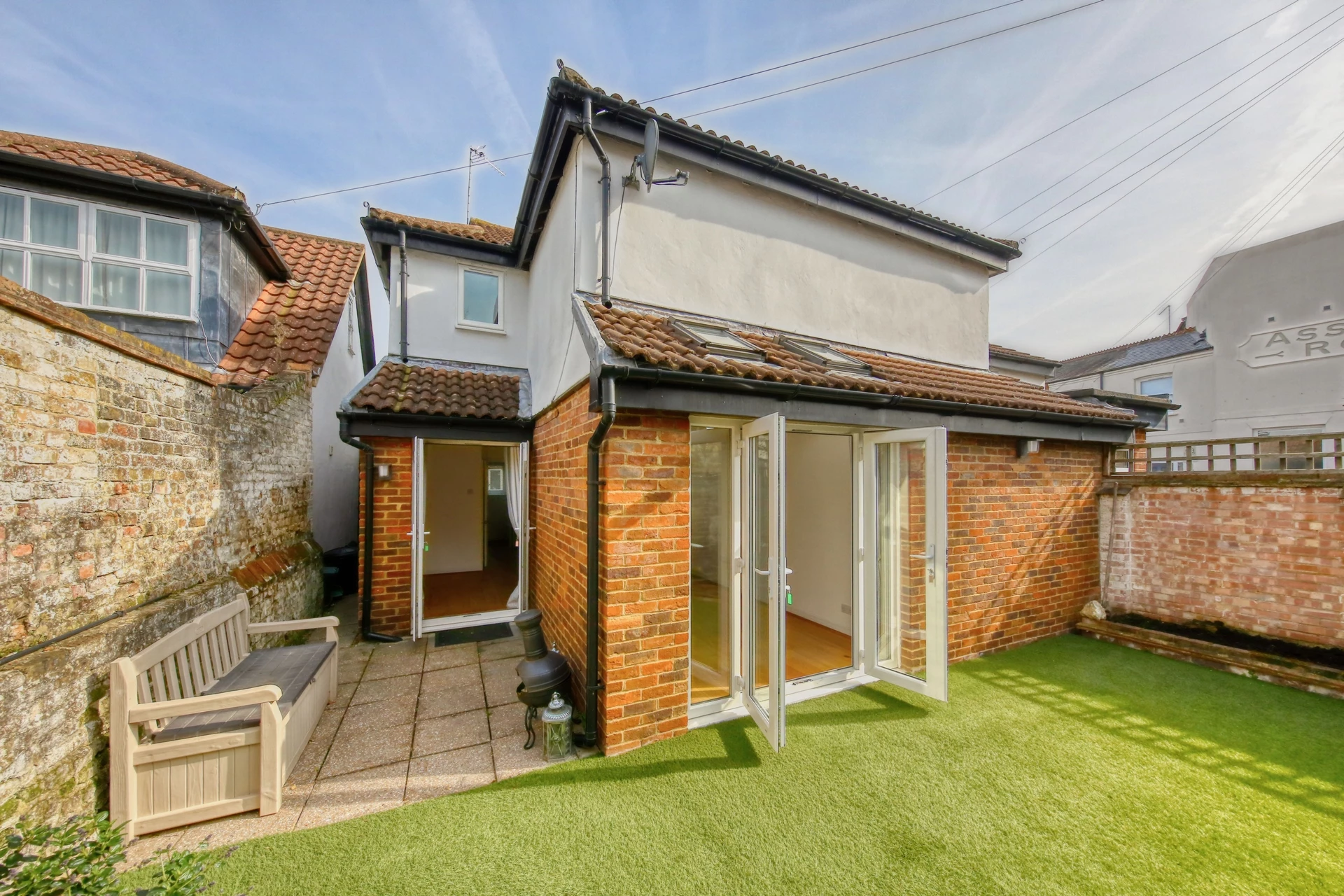 Property photo: Hampton Wick, Kingston Upon Thames, KT1