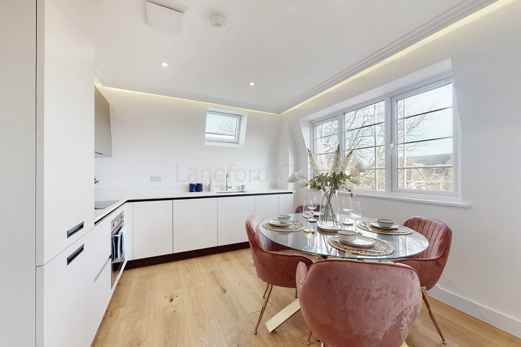 Property photo: Acton, London, W3
