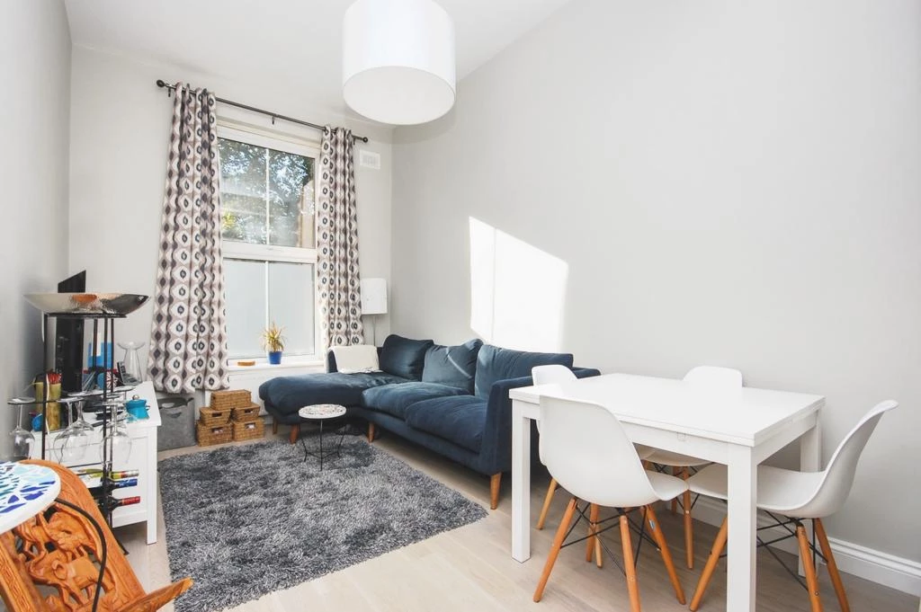 Property photo: London, W9