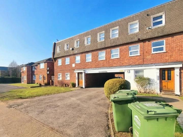 Woodthorpe Road Ashford Surrey TW15