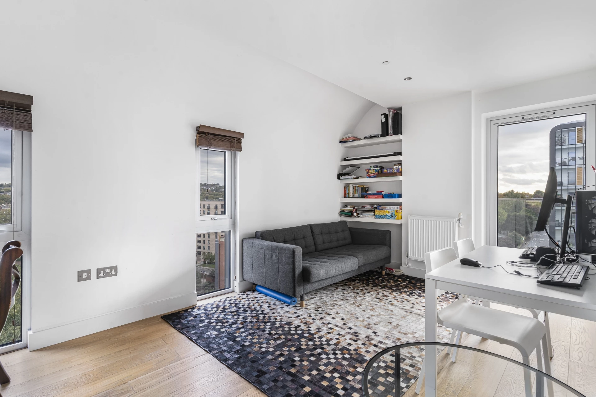 Love Lane London SE18