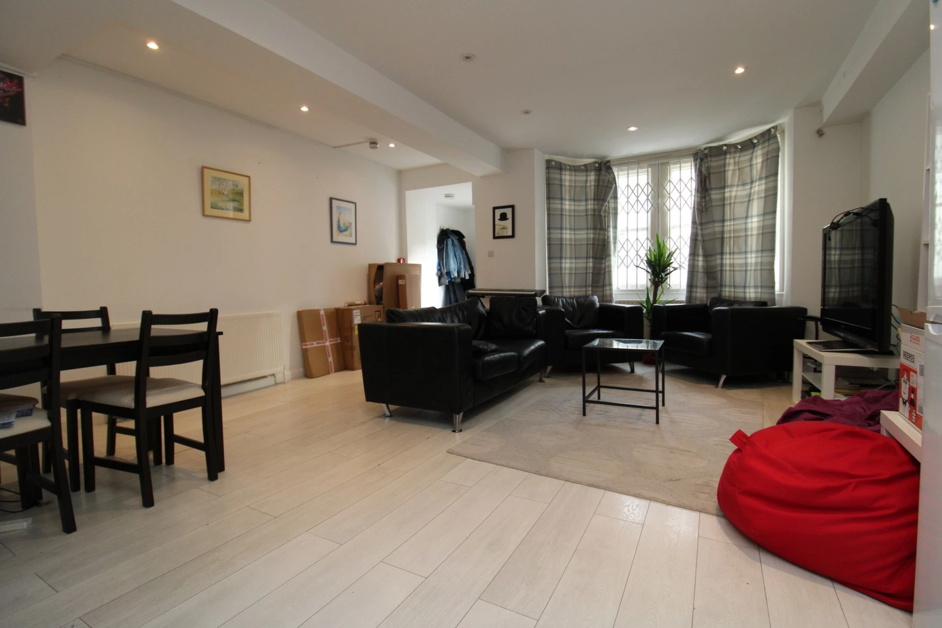 Property photo: Kilburn, London, NW6
