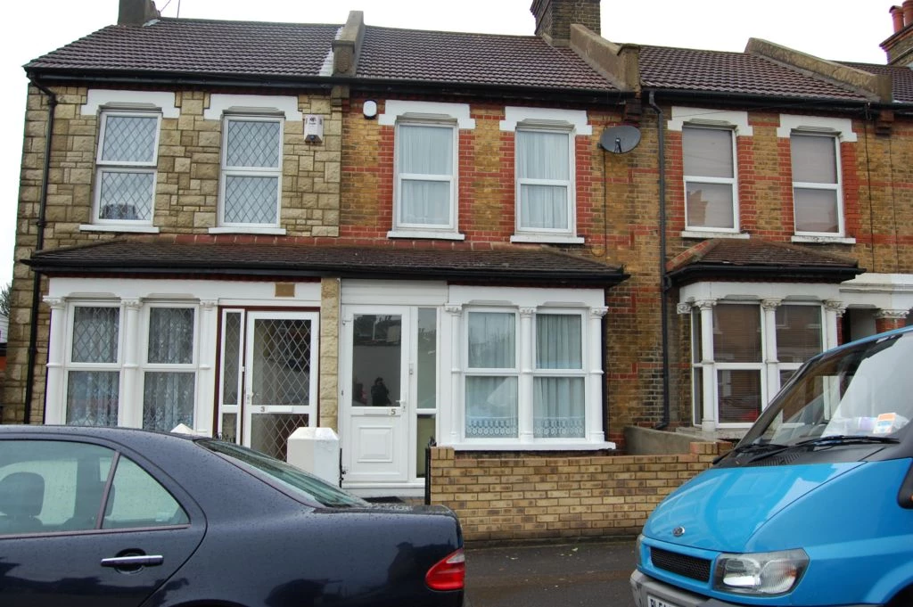 Property photo: Gravesend, DA11
