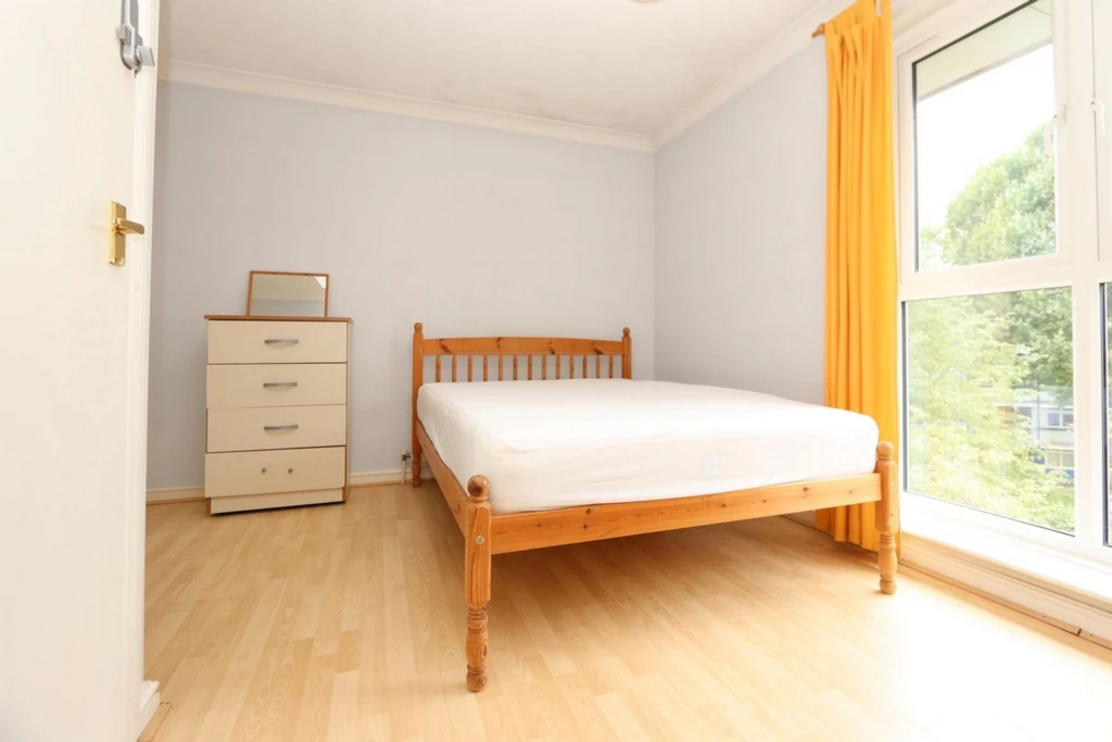 Similar Property: Double room - Single use in Isle of Dogs