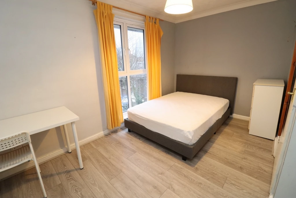 Similar Property: Double room - Single use in Isle of Dogs
