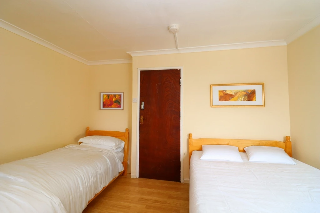 Similar Property: Double Room in Stratford