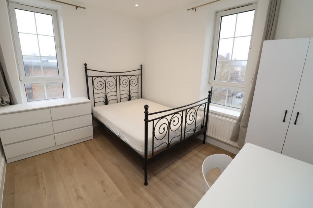 Property photo: Devitt House, Wade's Place, E14