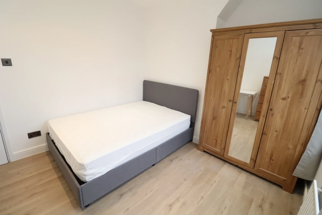 Similar Property: Double room - Single use in Westferry