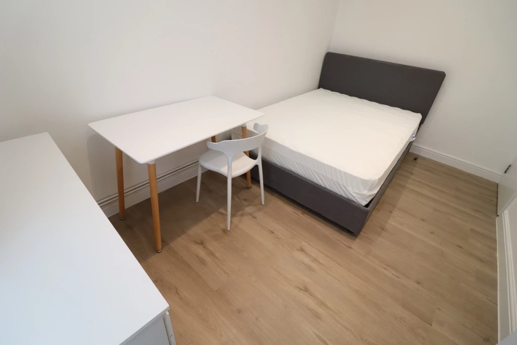Similar Property: Double room - Single use in Westferry