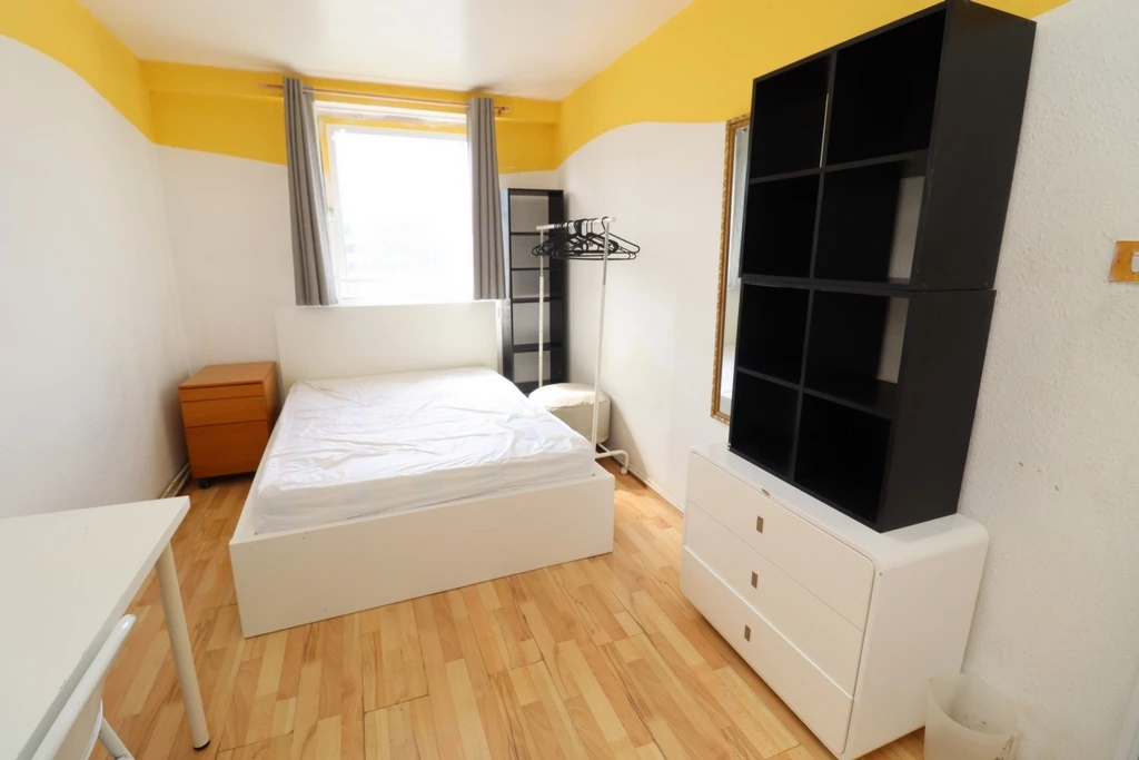Similar Property: Double room - Single use in Bethnal Green