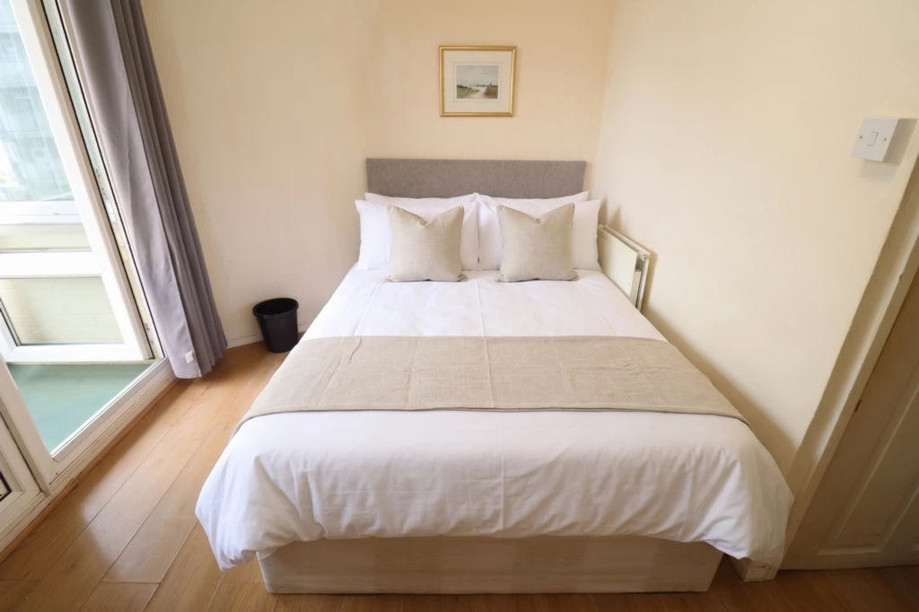 Similar Property: Double room - Single use in Bethnal Green