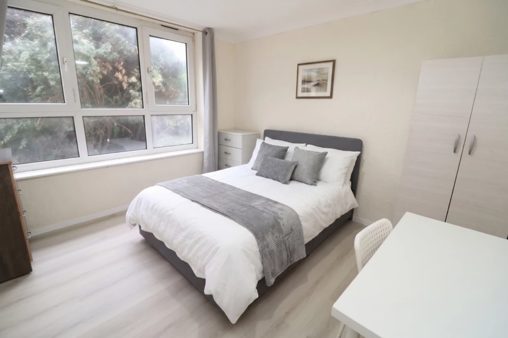 Similar Property: Double room - Single use in Plaistow