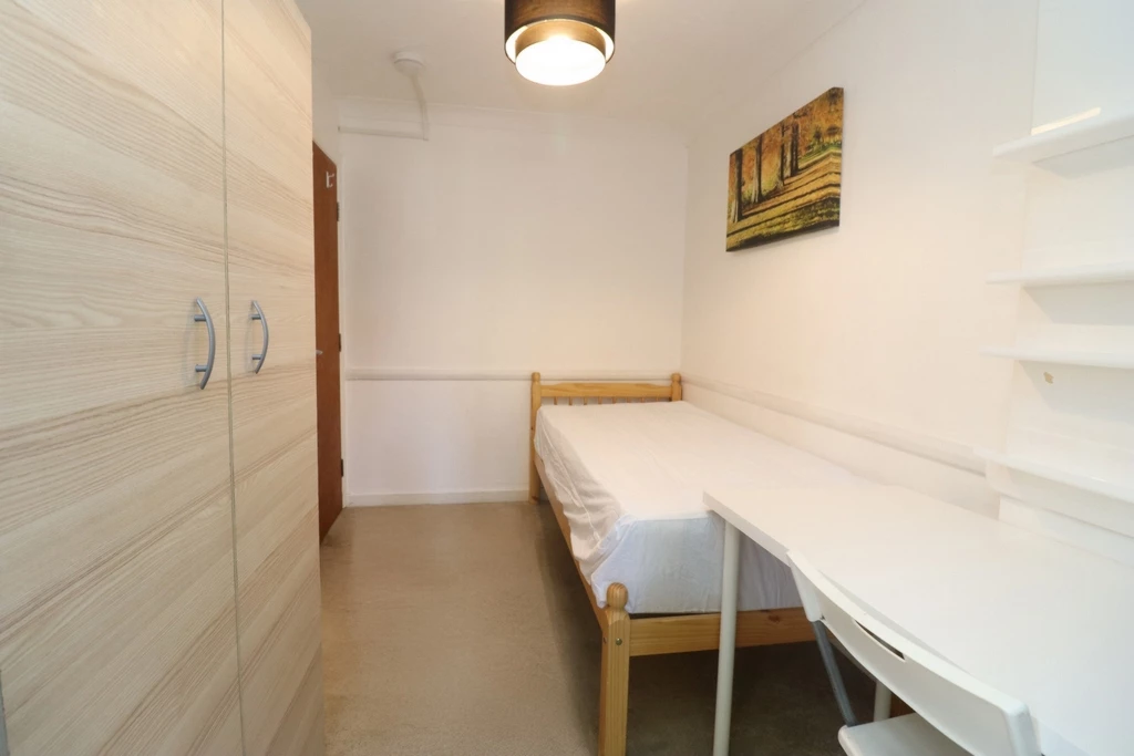 Similar Property: Single Room in Poplar