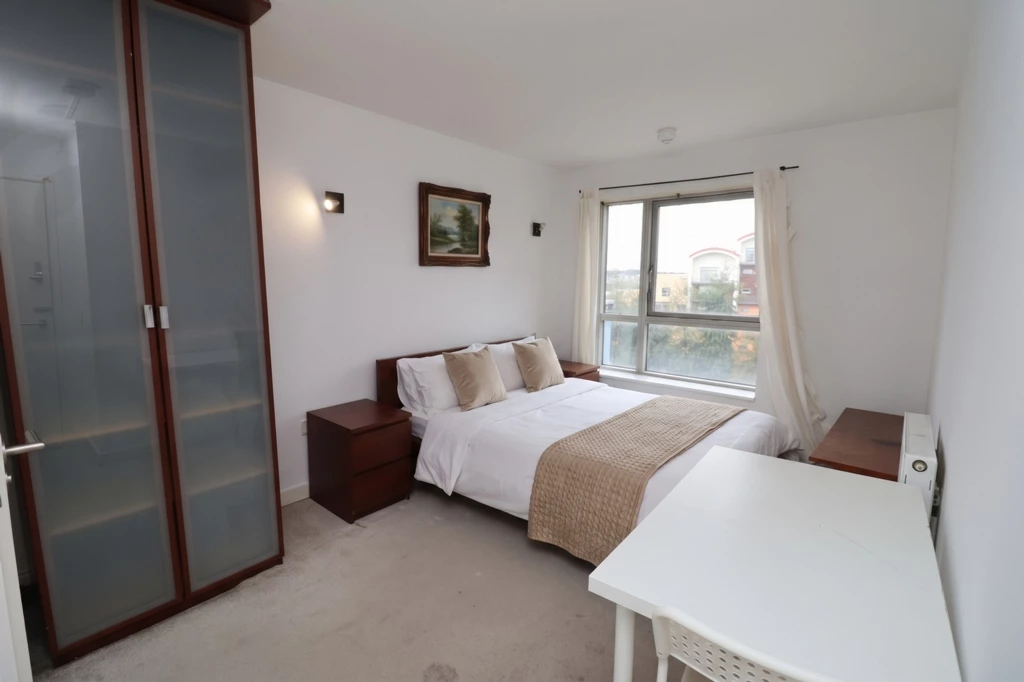 Similar Property: Ensuite Double Room in North Greenwich