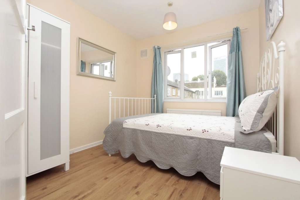 Similar Property: Single Room in Poplar