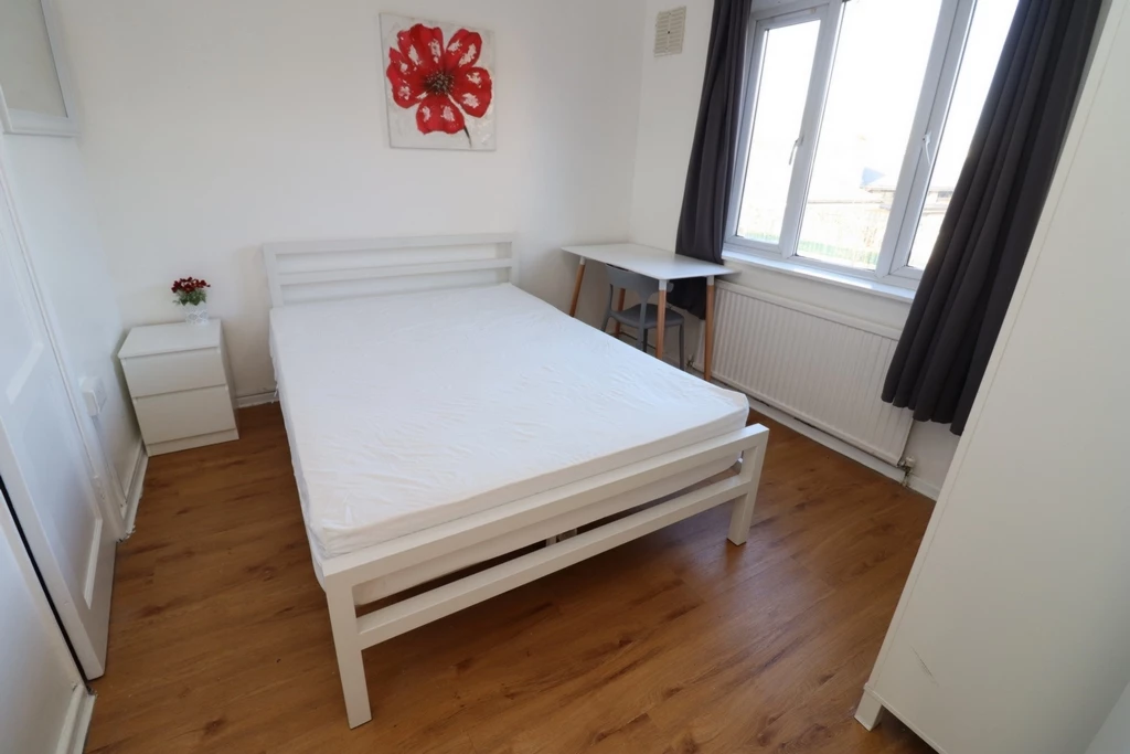 Similar Property: Double room - Single use in Poplar