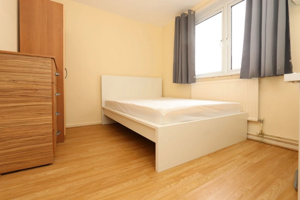 Similar Property: Double room - Single use in Bromley-By-Bow