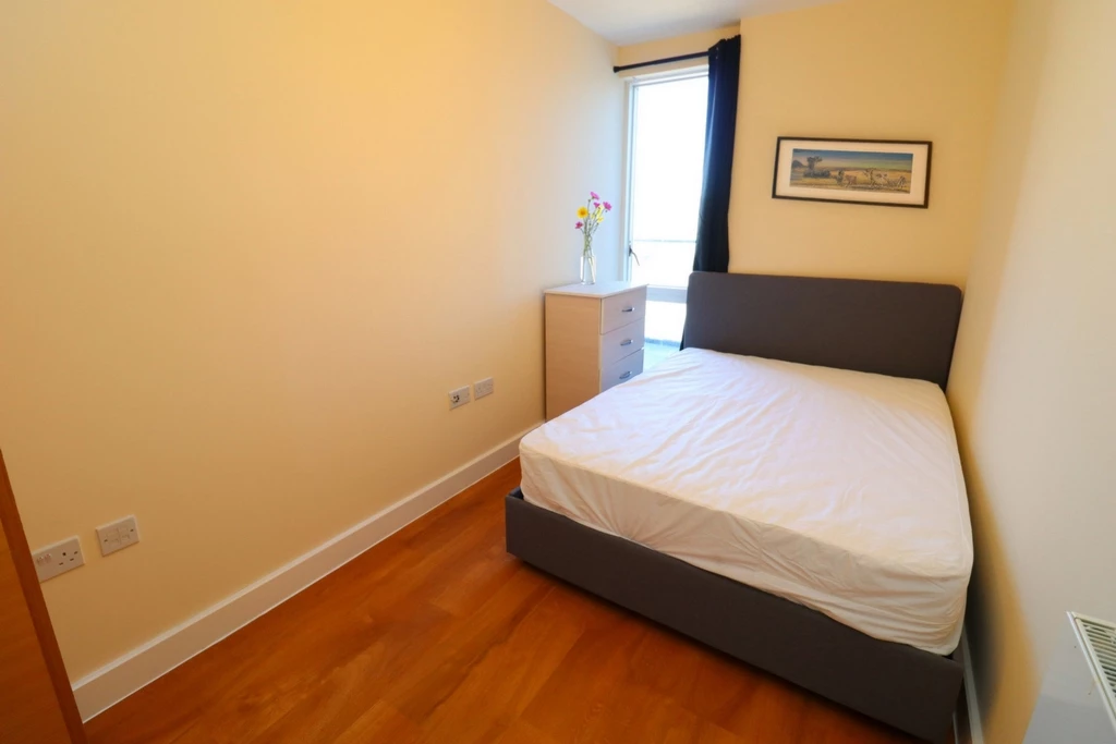 Similar Property: Double room - Single use in Greenwich