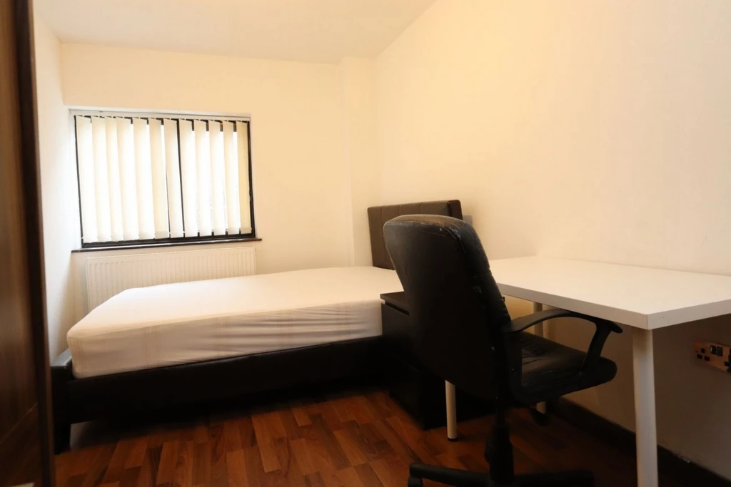 Similar Property: Double room - Single use in Mudchute