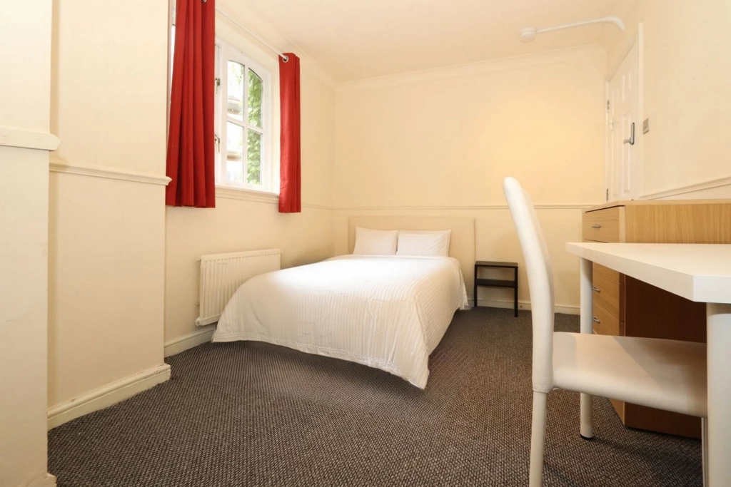 Similar Property: Double room - Single use in Canada Water