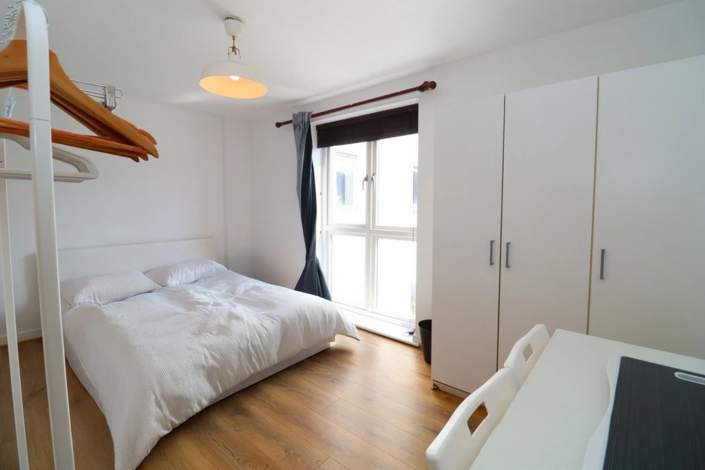 Similar Property: Double Room in Bow