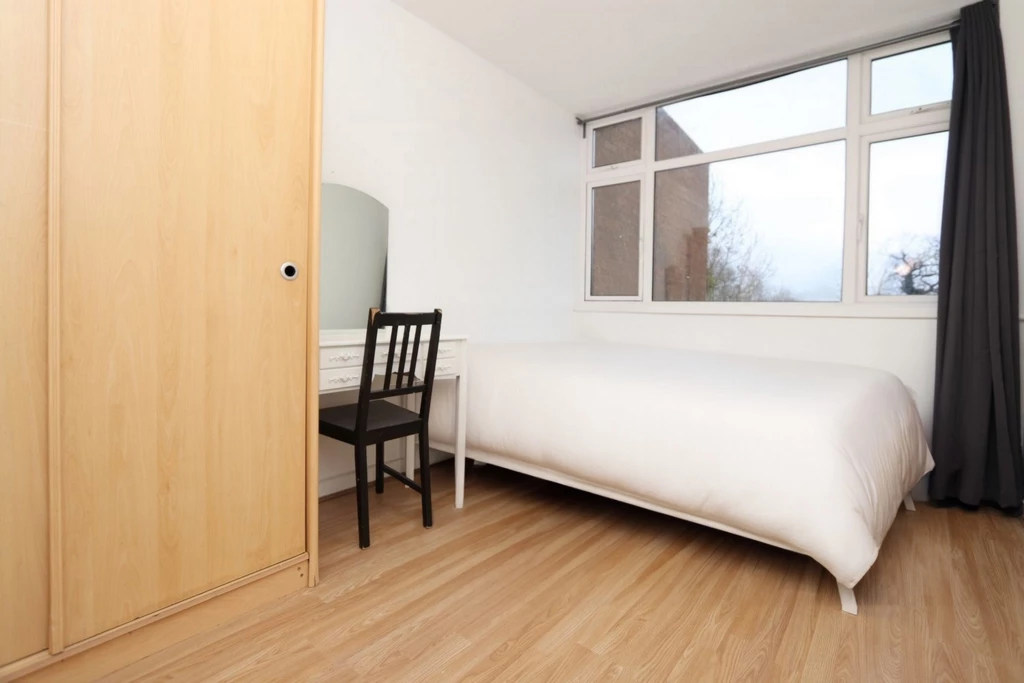 Property photo: Windsor Crescent, HA9