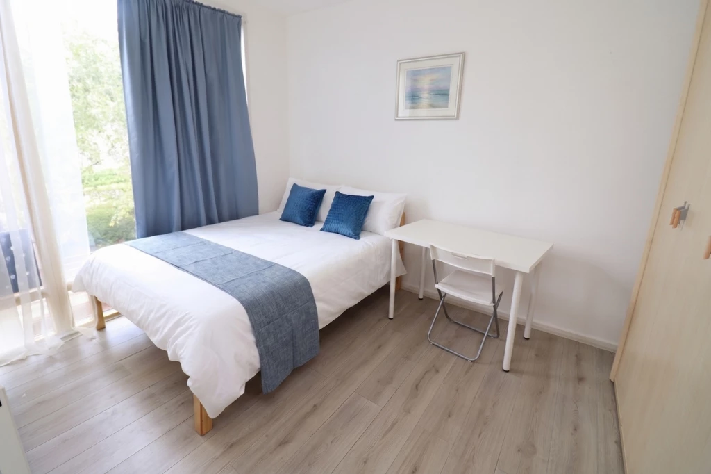 Similar Property: Double room - Single use in Greenwich