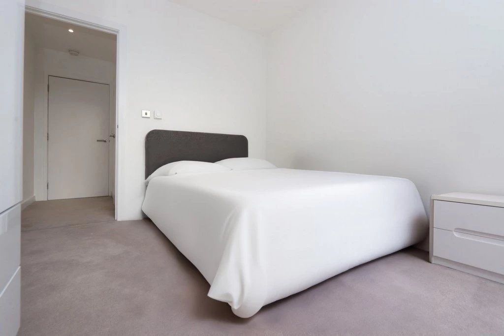 Similar Property: Double room - Single use in Canada Water