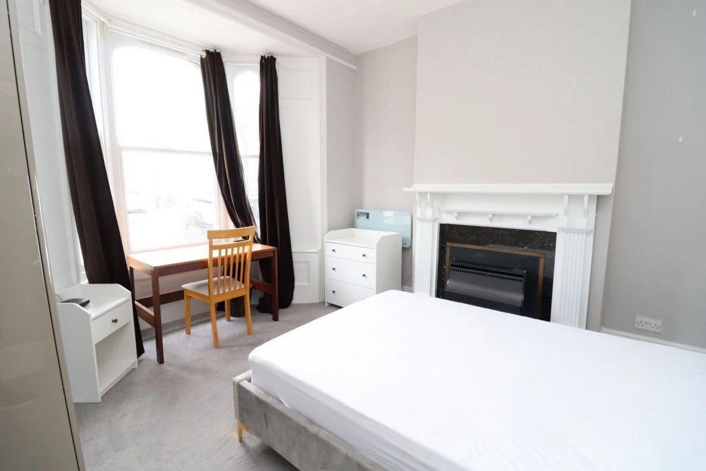 Similar Property: Double room - Single use in Mile End