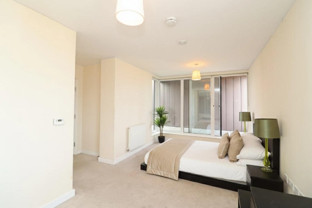 Similar Property: Ensuite Double Room in Greenwich