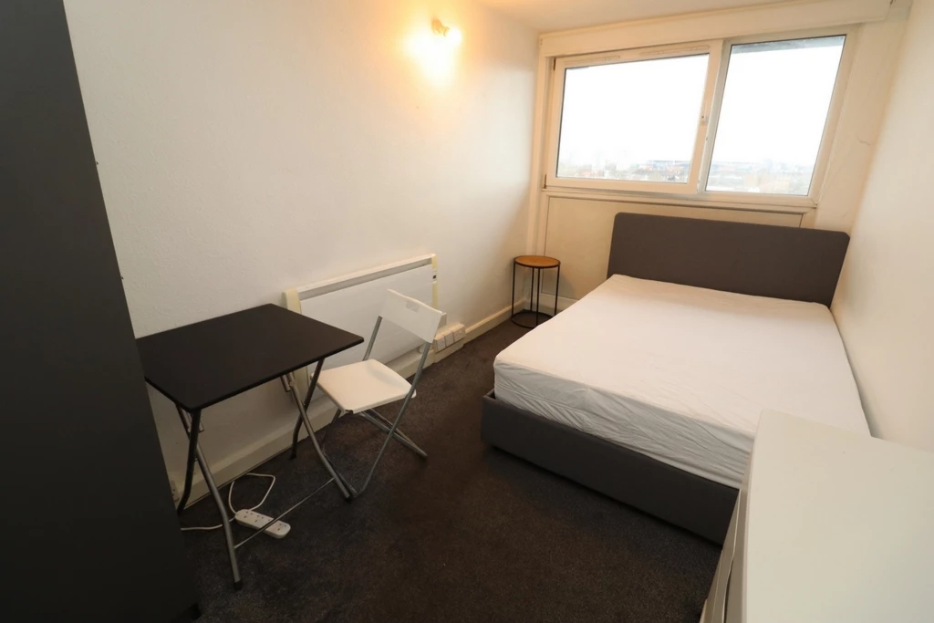Similar Property: Double room - Single use in Holloway