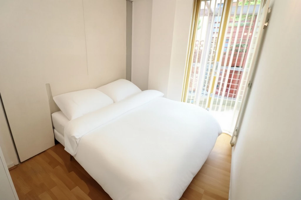 Similar Property: Double room - Single use in Greenwich