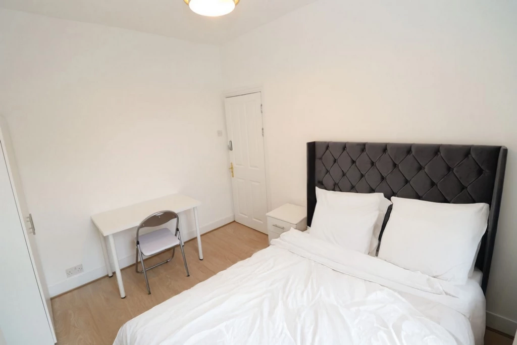 Similar Property: Double room - Single use in Hammersmith