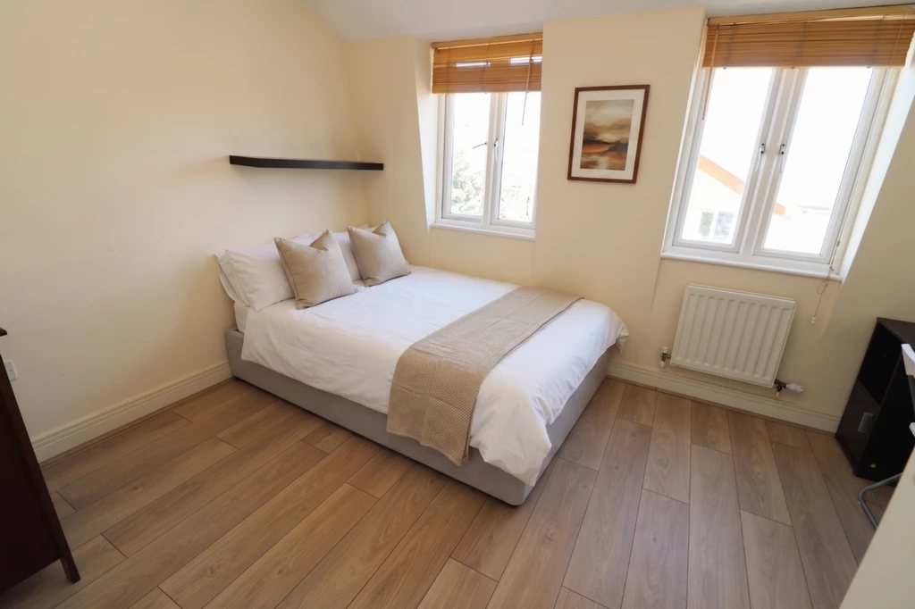 Similar Property: Double room - Single use in Deptford Bridge