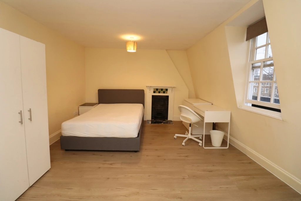 Property photo: Bow Road, E3