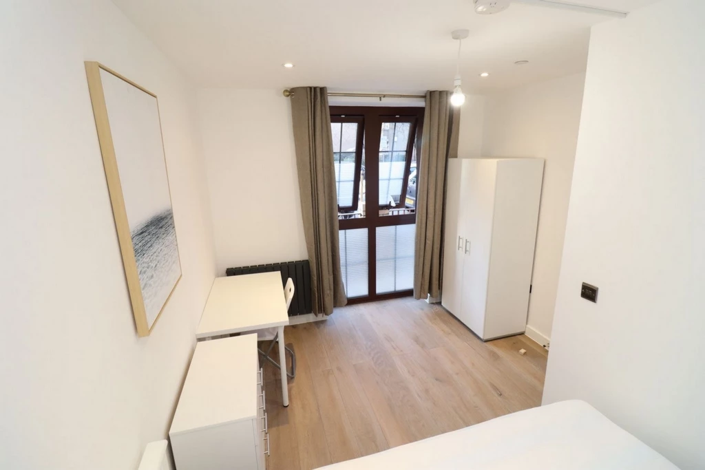 Similar Property: Double room - Single use in Aldgate East