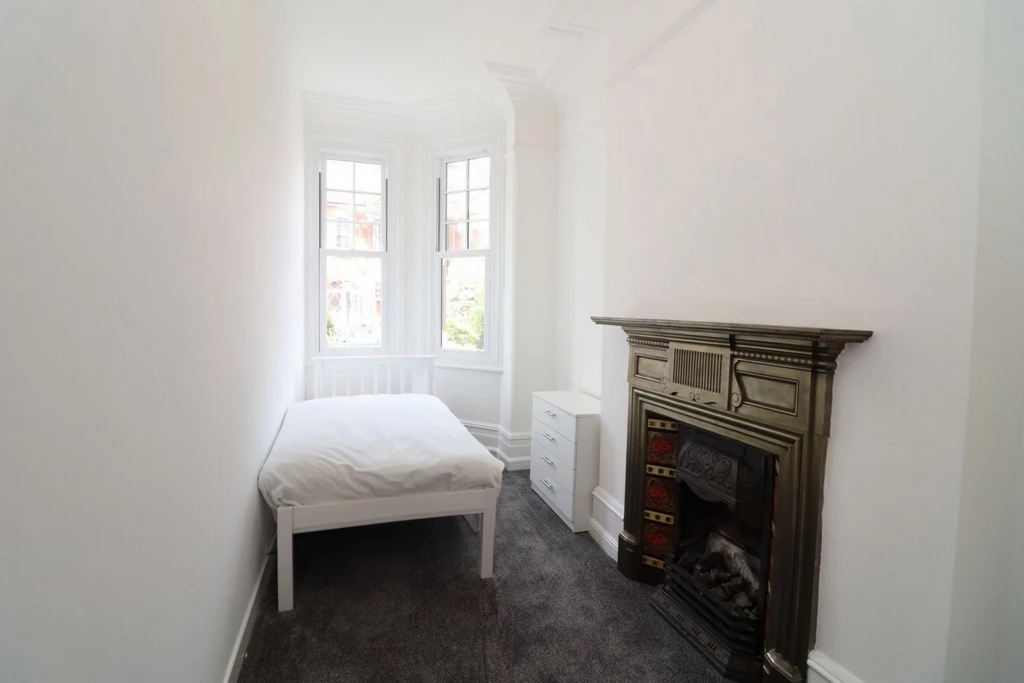 Property photo: Woodgrange Avenue, W5
