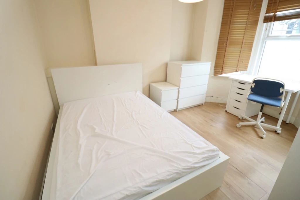 Similar Property: Double room - Single use in Lewisham