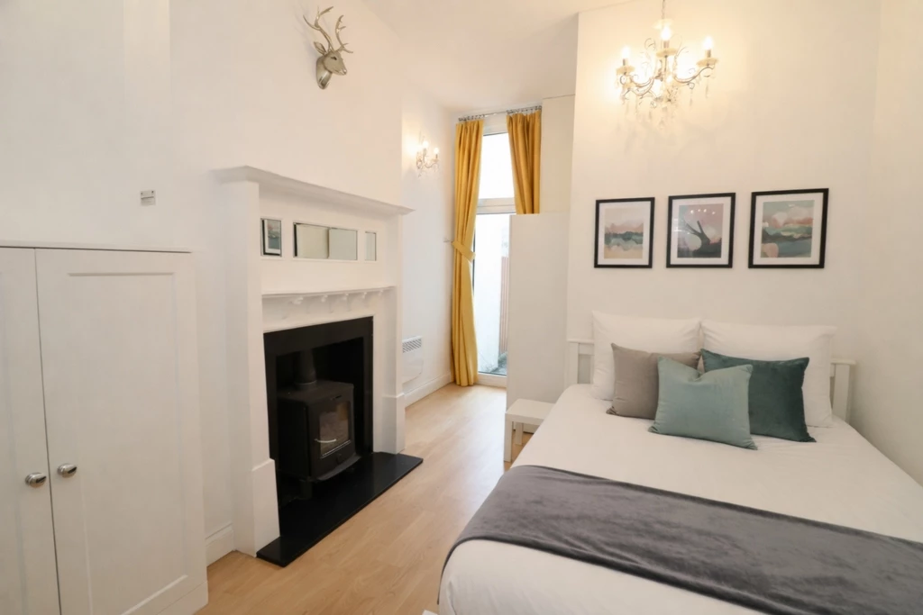 Similar Property: Double room - Single use in Willesden Green