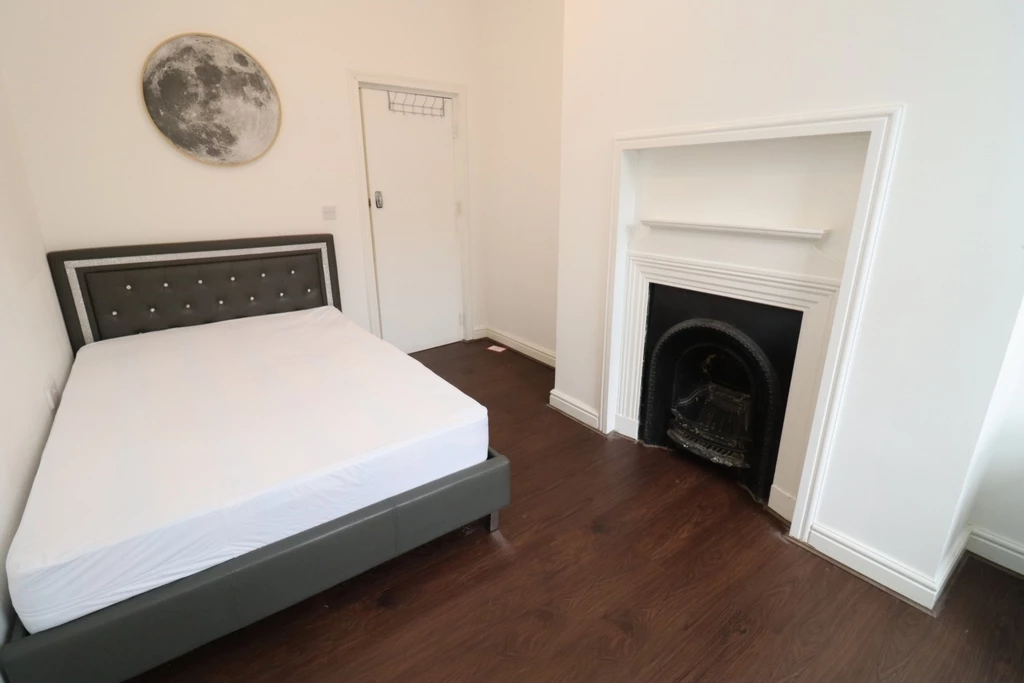 Similar Property: Double room - Single use in Brixton