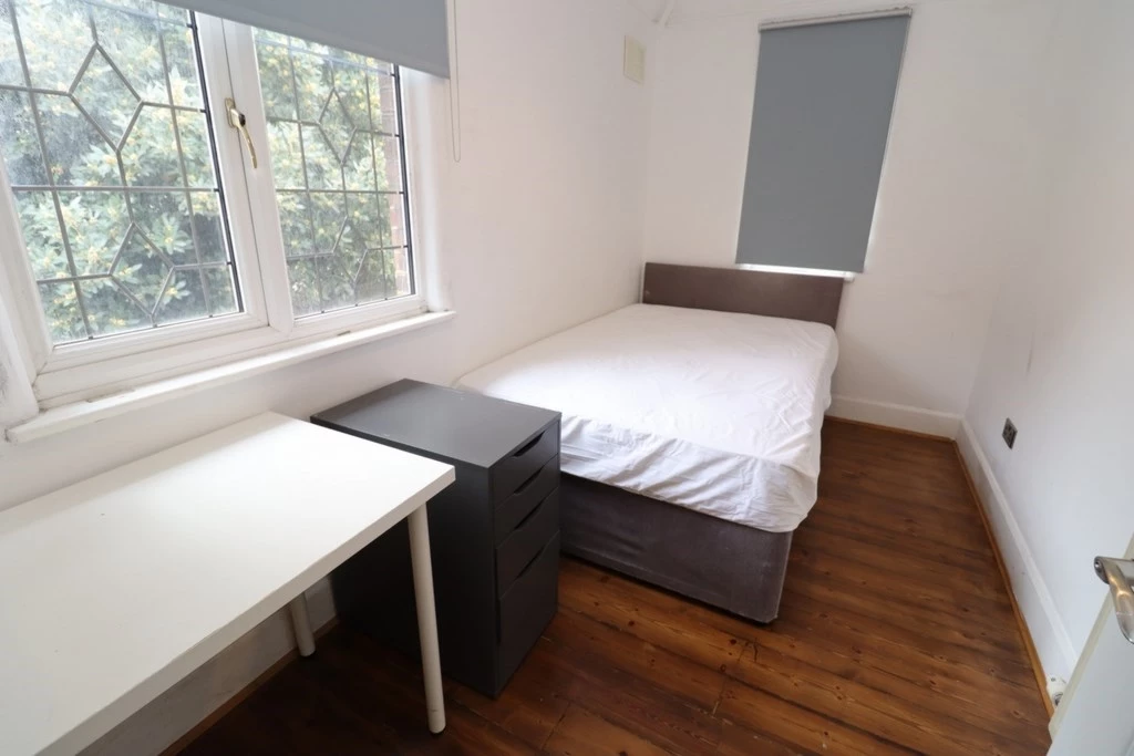 Similar Property: Double room - Single use in Plaistow