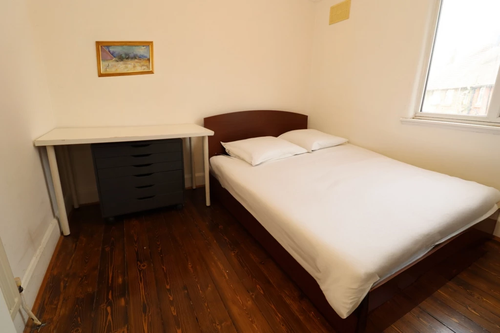 Similar Property: Double room - Single use in Plaistow