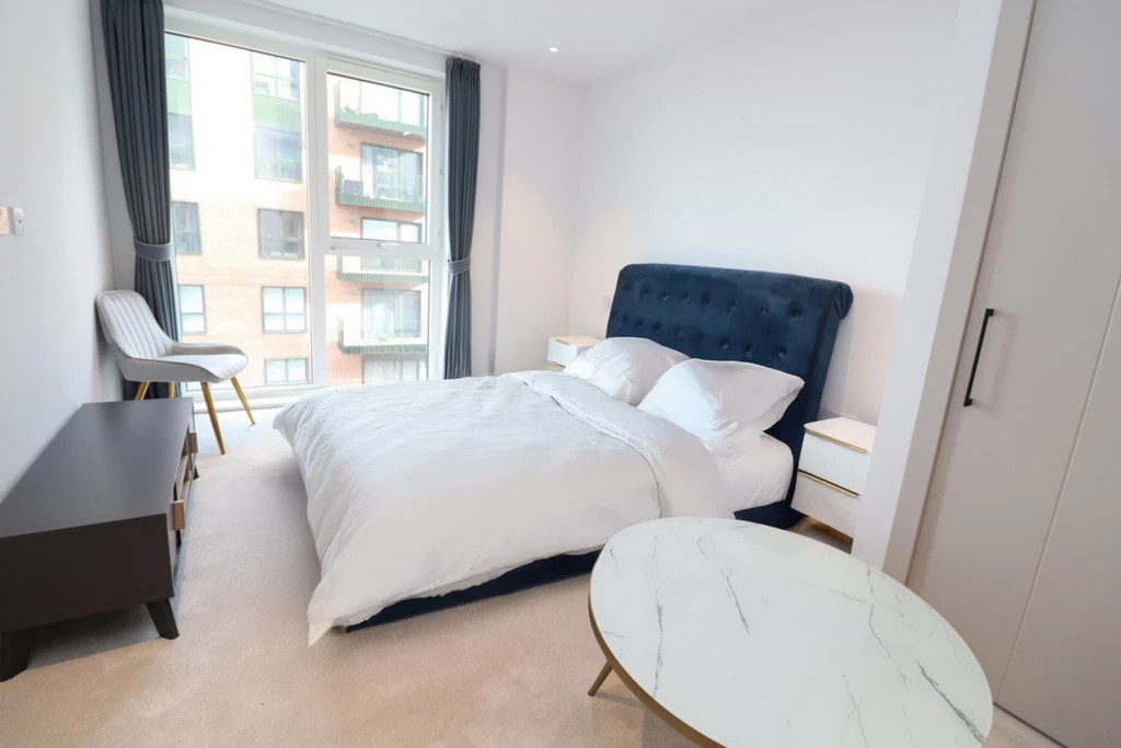 Similar Property: Ensuite Double Room in Southall