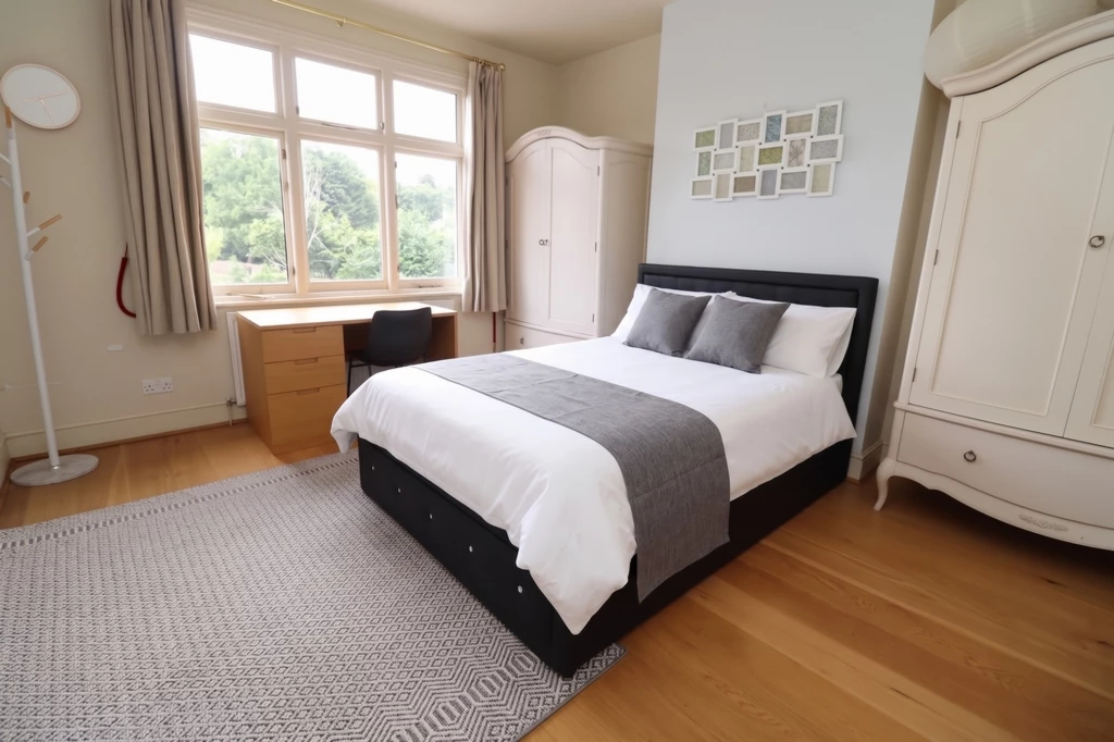 Similar Property: Double room - Single use in Hanwell