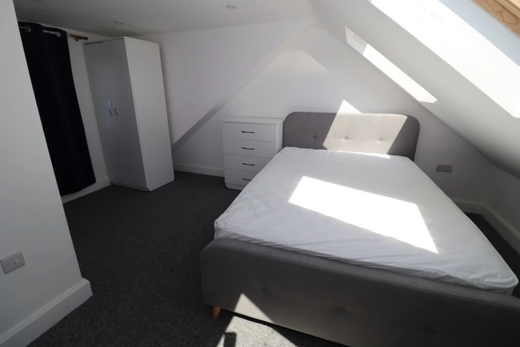 Similar Property: Ensuite Single Room in Perivale