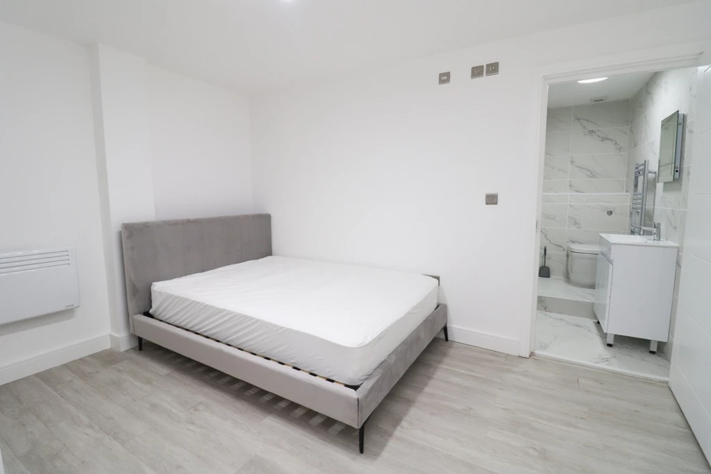 Similar Property: Ensuite Single Room in Woolwich Arsenal